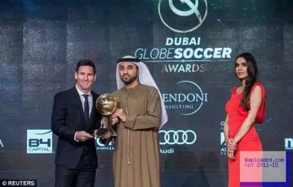 Photo: Lionel Messi Wins Best Player Of The Year Award In Dubai